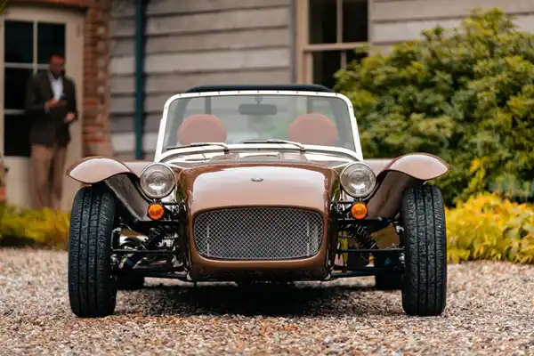 super seven 2000 Exterior