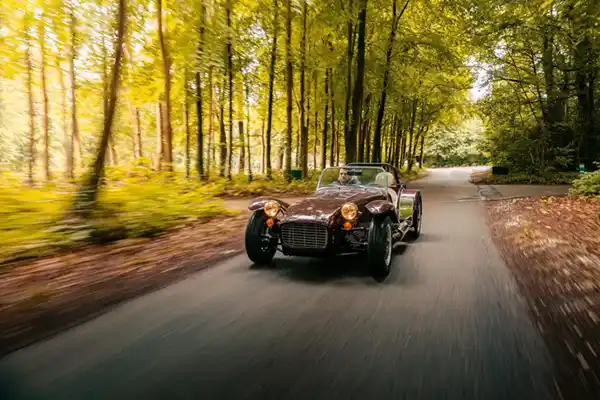 super seven 600 Exterior