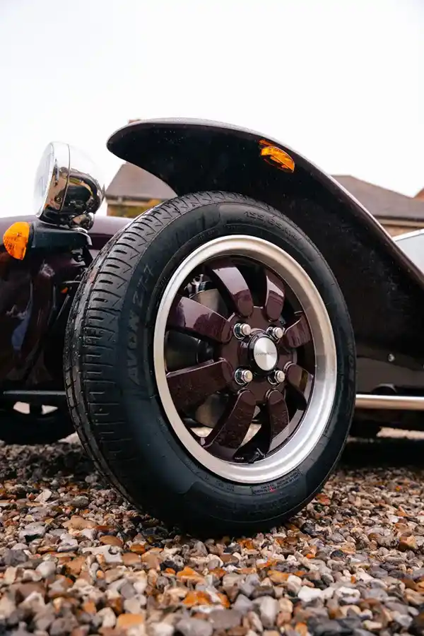 super seven 600 Exterior