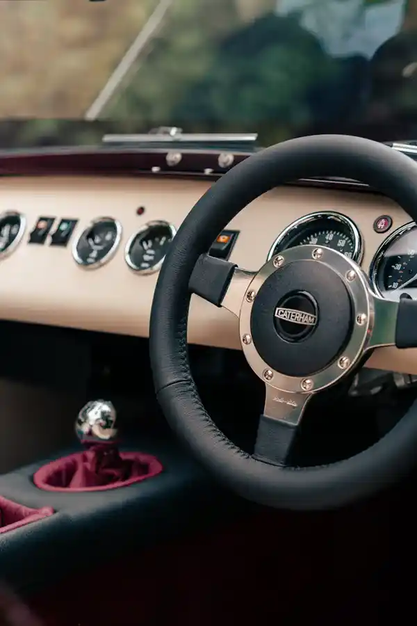 super seven 600 Exterior