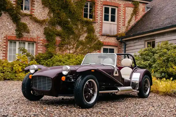 super seven 600 Exterior