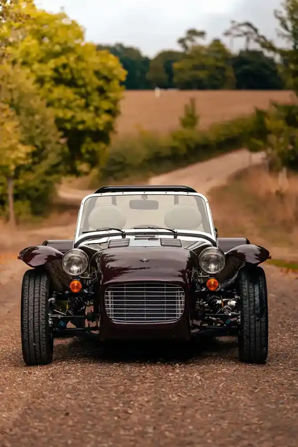 super seven 600 Exterior