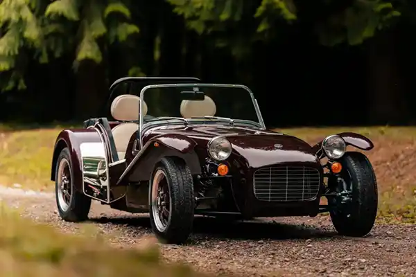 super seven 600 Exterior