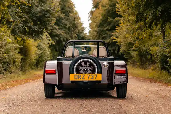 super seven 600 Exterior